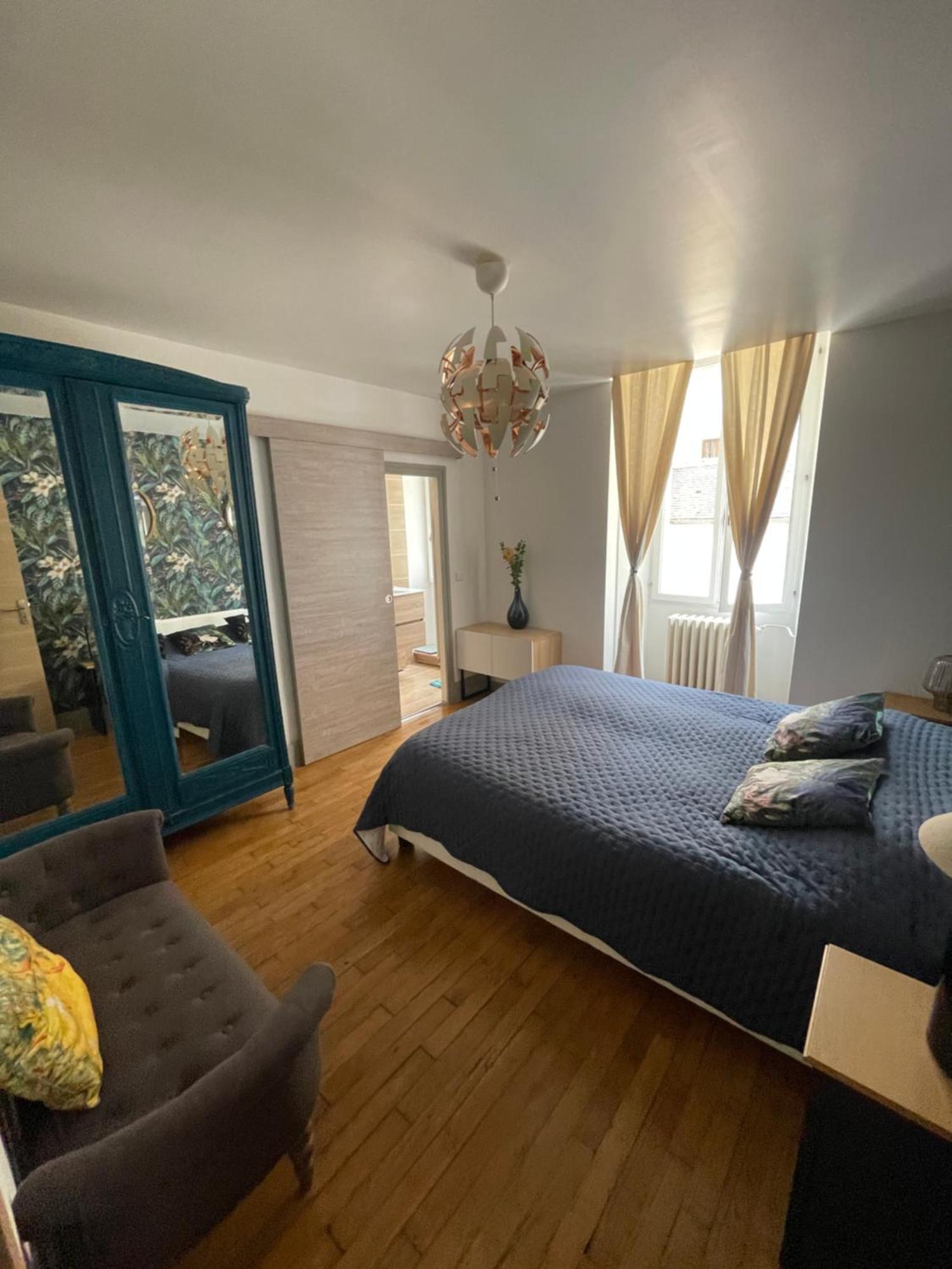 Appartement Moderne Centre Ville, 5 Personnes, 65 M2 Semur-en-Auxois Luaran gambar