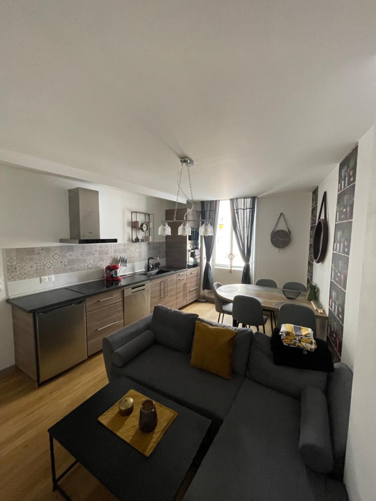 Appartement Moderne Centre Ville, 5 Personnes, 65 M2 Semur-en-Auxois Luaran gambar