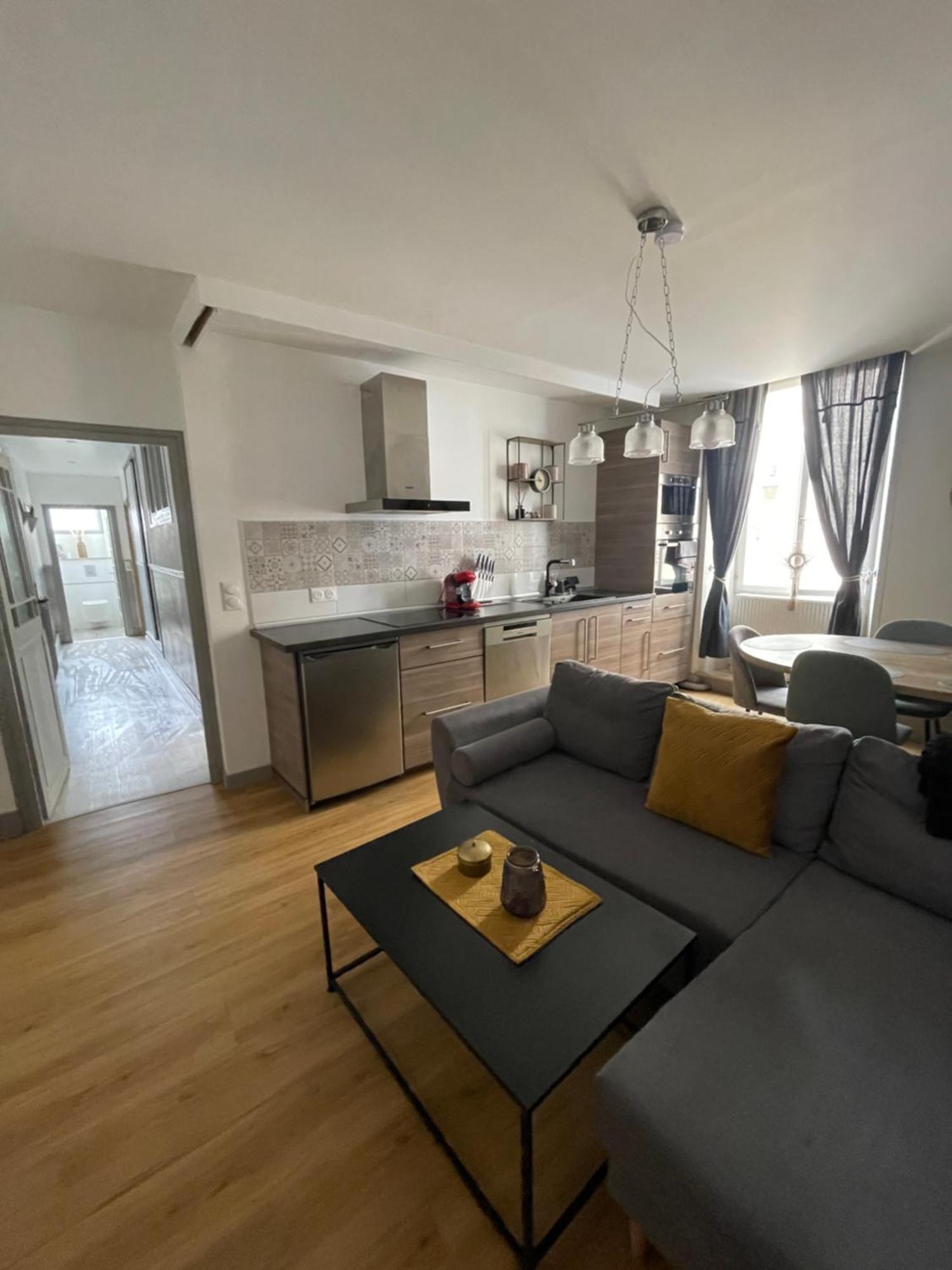 Appartement Moderne Centre Ville, 5 Personnes, 65 M2 Semur-en-Auxois Luaran gambar